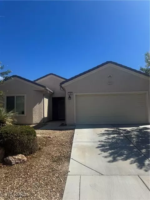 7464 Chipping Sparrow St, North Las Vegas, NV 89084