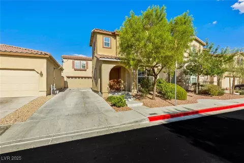 624 Monument Point St, Henderson, NV 89002
