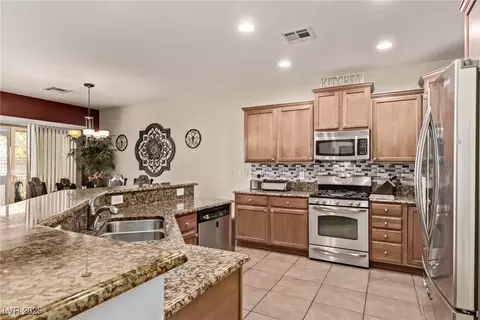 3447 Halter Dr, Las Vegas, NV 89122