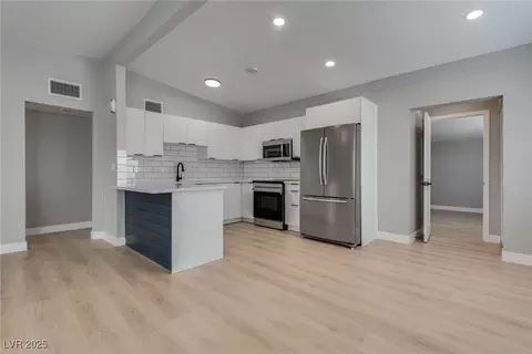 5039 Philmar Ave, Las Vegas, NV 89120