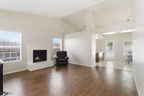 947 Clipper Dr, Henderson, NV 89015