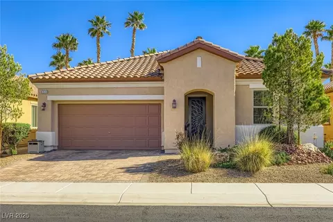 653 Viale Machiavelli Ln, Henderson, NV 89011