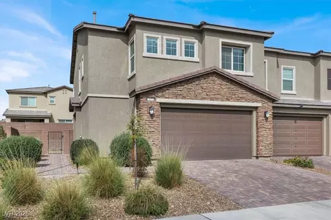 7053 Noah Raven St, North Las Vegas, NV 89084