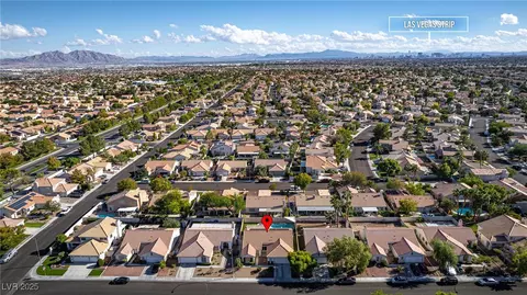 1705 Night Shadow Ave, North Las Vegas, NV 89031