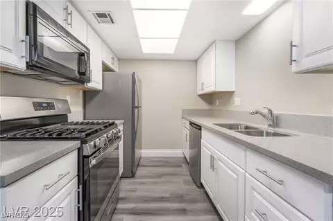 445 N Lamb Blvd #C, Las Vegas, NV 89110