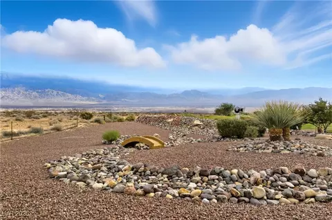 1390 Vista Del Ciudad Dr, Mesquite, NV 89027