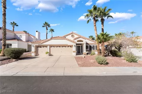 17 Sandwedge Dr, Henderson, NV 89074
