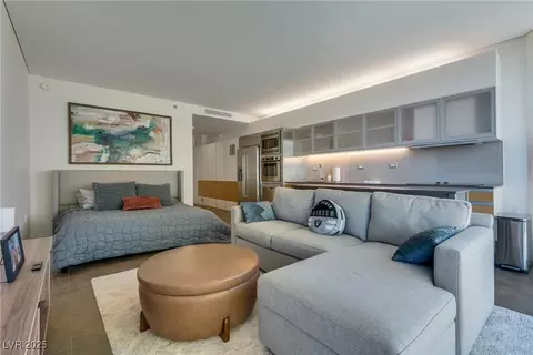 3726 Las Vegas Blvd #1709, Las Vegas, NV 89158