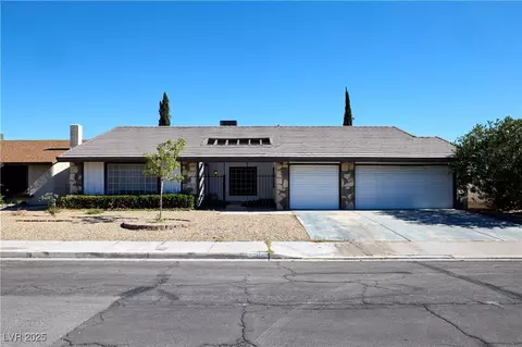 3212 Moonflower Dr, Las Vegas, NV 89146