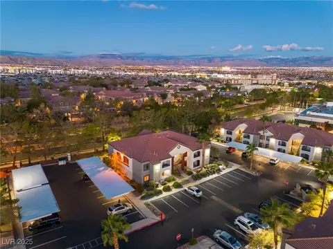950 Seven Hills Dr #2512, Henderson, NV 89052