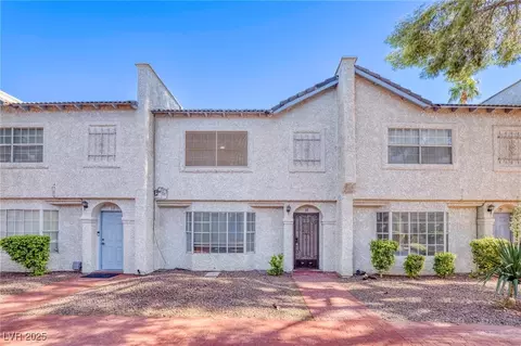 5383 Mountain Vista St #16, Las Vegas, NV 89120