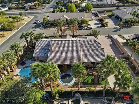 8530 Bella Vacio Ct, Las Vegas, NV 89149