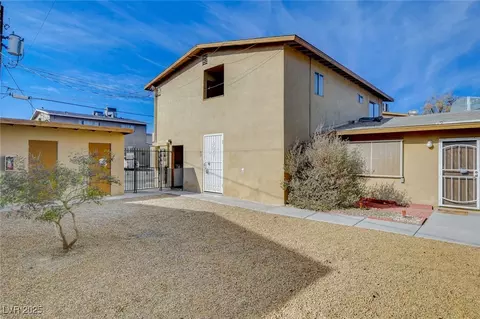 3841 Daisy St #19, Las Vegas, NV 89119