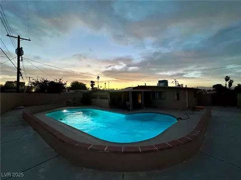 1615 Palora Ave, Las Vegas, NV 89169