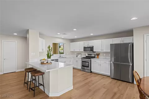11152 Summer Squash Ln, Las Vegas, NV 89144