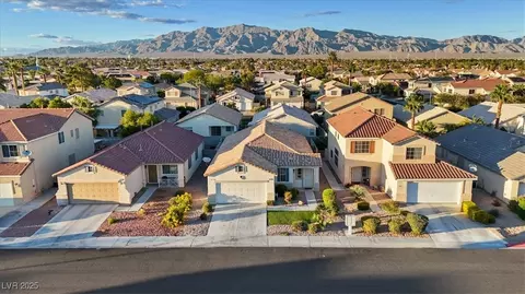 1902 Giant Pine Ave, North Las Vegas, NV 89031