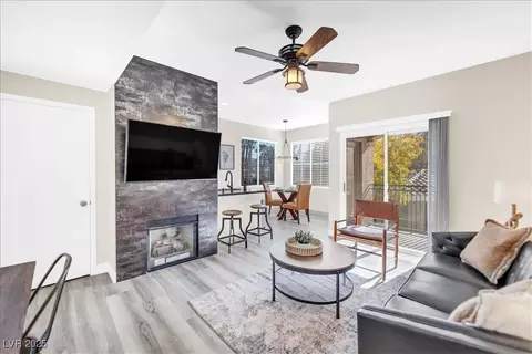 9050 W Warm Springs Rd #2177, Las Vegas, NV 89148