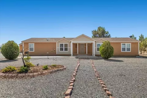 171 E Falcon St, Pahrump, NV 89048