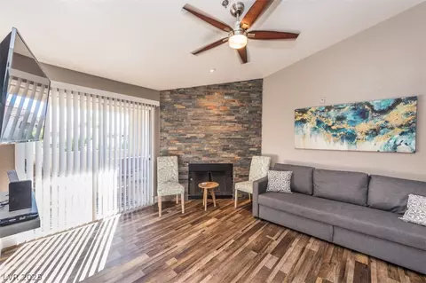 4200 S Valley View Blvd #3065, Las Vegas, NV 89103