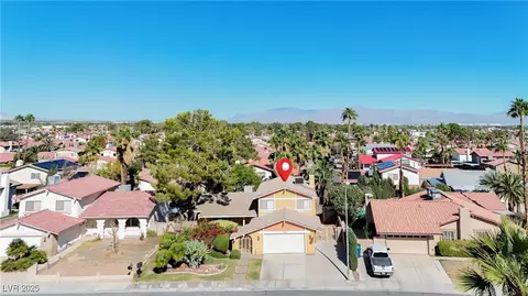 5220 Ganado Dr, Las Vegas, NV 89103