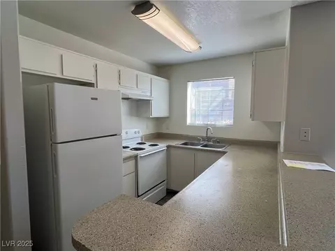 2981 Juniper Hills Blvd #101, Las Vegas, NV 89142
