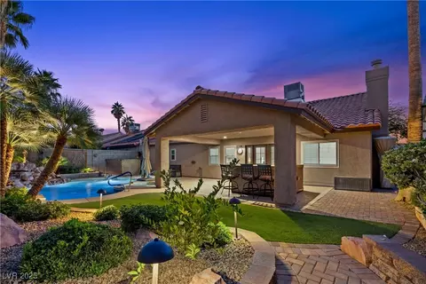 5450 Cedar Canyon Ln, Las Vegas, NV 89113