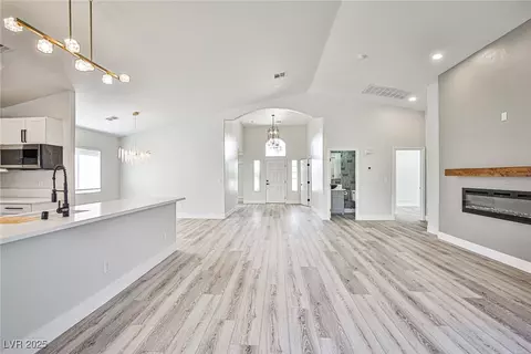 1002 Christopher View Ave, North Las Vegas, NV 89032