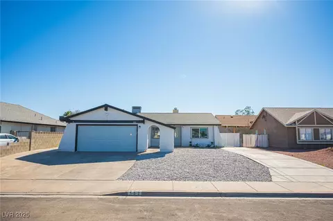 532 E Rolly St, Henderson, NV 89011