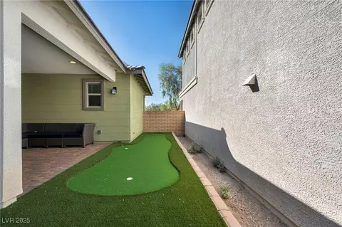 Exterior - 1012 E Sunset Rd, Henderson, NV 89011 photo 7 of 22