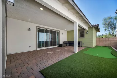 Exterior - 1012 E Sunset Rd, Henderson, NV 89011 photo 6 of 22