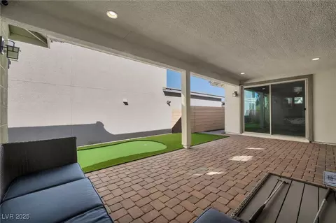Exterior - 1012 E Sunset Rd, Henderson, NV 89011 photo 11 of 22