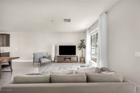 Other - 1012 E Sunset Rd, Henderson, NV 89011 photo 8 of 24