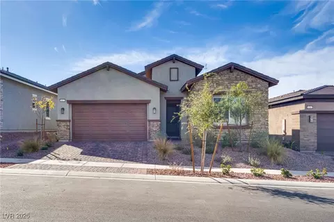 827 Klamath Springs St, Henderson, NV 89011