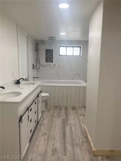 Bath - 966 Mill St, Ely, NV 89301 photo 4 of 4