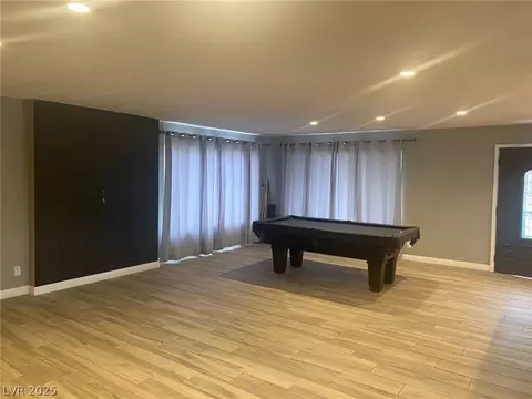 Living - 966 Mill St, Ely, NV 89301 photo 2 of 3