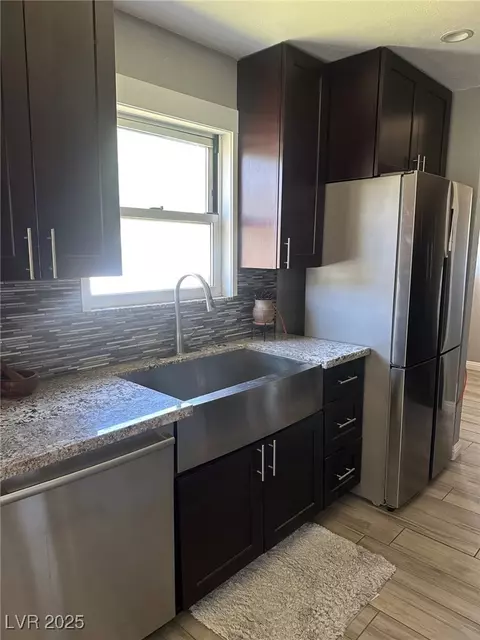 Kitchen - 966 Mill St, Ely, NV 89301 photo 3 of 3