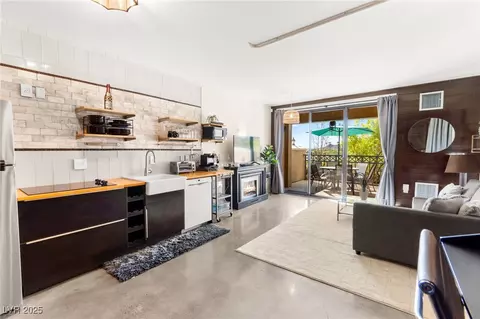 29 Montelago Blvd #107, Henderson, NV 89011