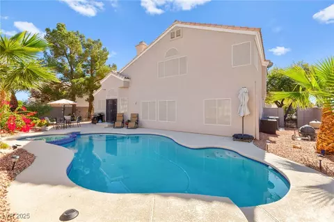 614 Ravenglen Dr, Las Vegas, NV 89123