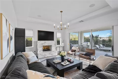 396 Venticello Dr, Las Vegas, NV 89138