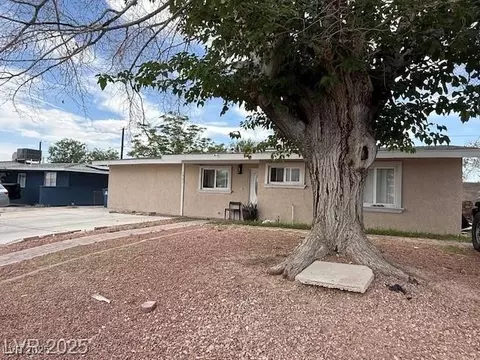 1331 Smoke Tree Ave, Las Vegas, NV 89108