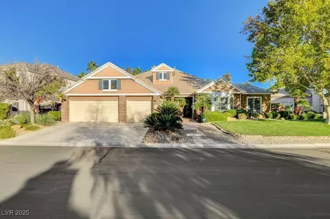 1704 River Birch St, Las Vegas, NV 89117