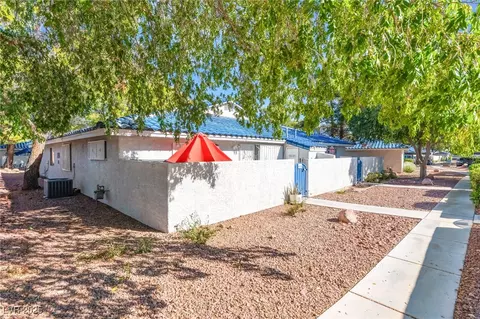 2104 Bavington Dr #C, Las Vegas, NV 89108