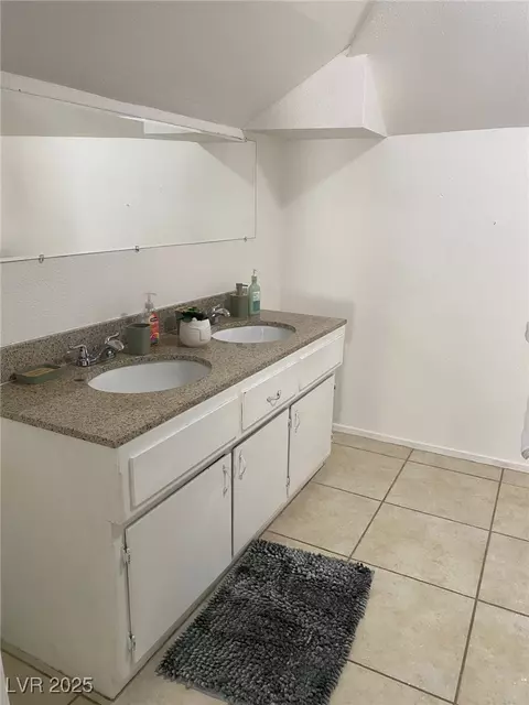 Bath - 735 Canyon St, Ely, NV 89301 photo 2 of 3