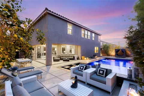 338 Azar Swan Ave, Las Vegas, NV 89183