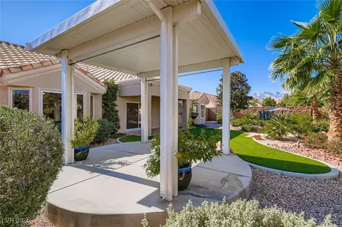 9032 Marble Dr, Las Vegas, NV 89134