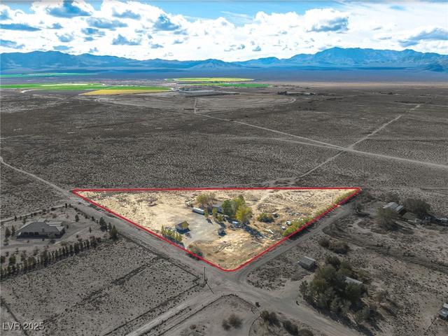 89019 1325 Potomac St, Sandy Valley, NV 89019 | MLS# 2731041 | 63 Photos - Movoto