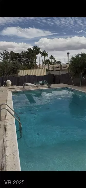 2901 Ashby Ave, Las Vegas, NV 89102