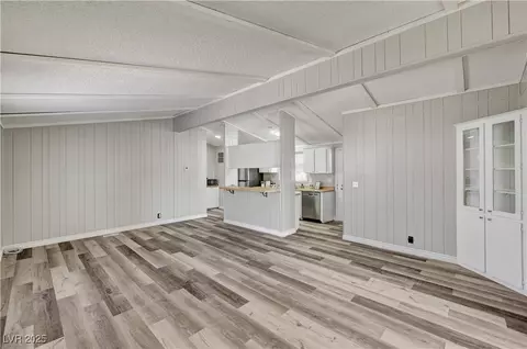 5318 Tupelo Ln, Las Vegas, NV 89122