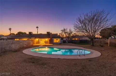 7075 Starwood Dr, Las Vegas, NV 89147