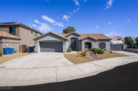 8948 Daylight Peak Ct, Las Vegas, NV 89123